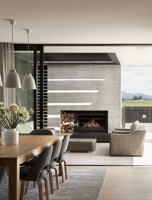 Beautiful dining room and outdoor deck